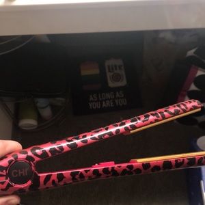 CHI Flatiron Hair Straightener